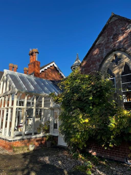 شقة The Old School House Retreat Tibberton  المظهر الخارجي الصورة