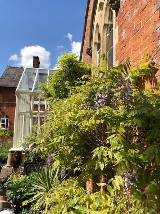 شقة The Old School House Retreat Tibberton  المظهر الخارجي الصورة